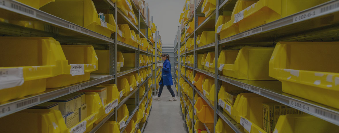 What are the key differences between customised and off-the-shelf drive systems?